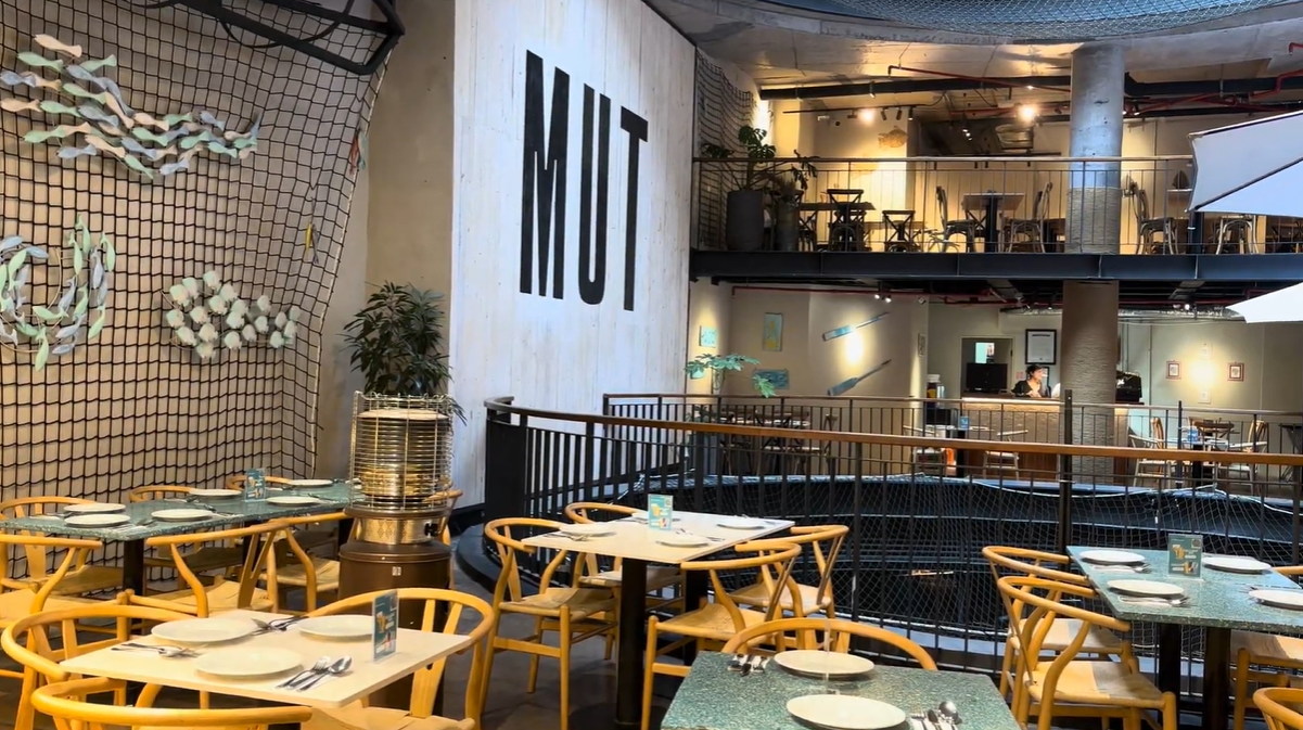 Tres propuestas gastronómicas, un mismo lugar: así se vive el MUT de Santiago
